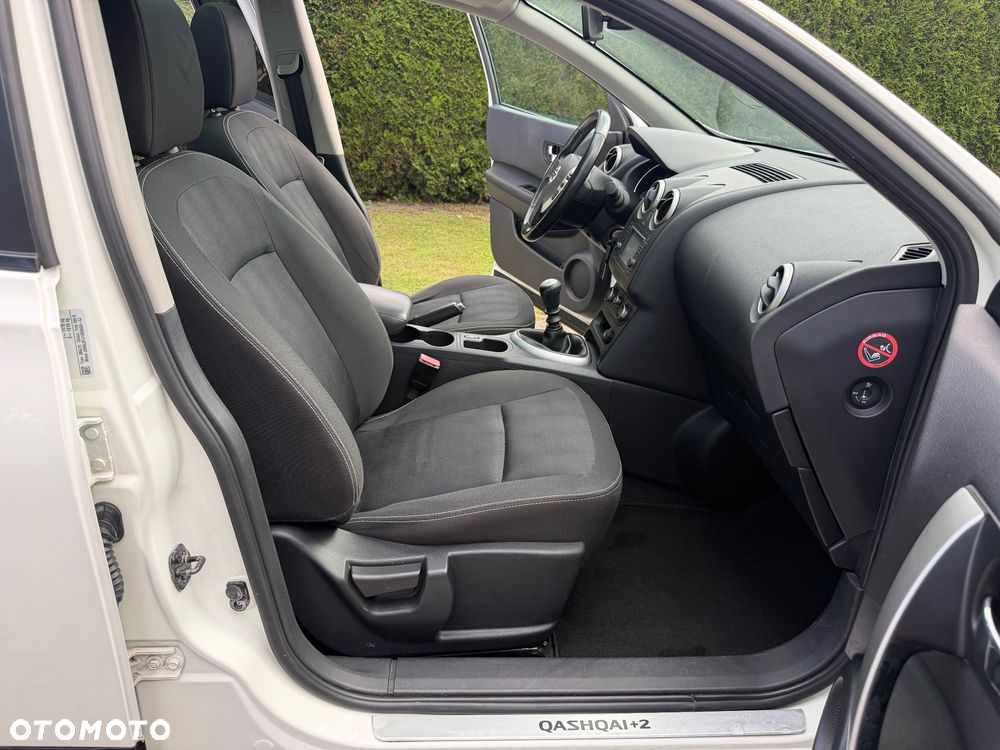 Nissan Qashqai+2 2.0 I-Way - 30