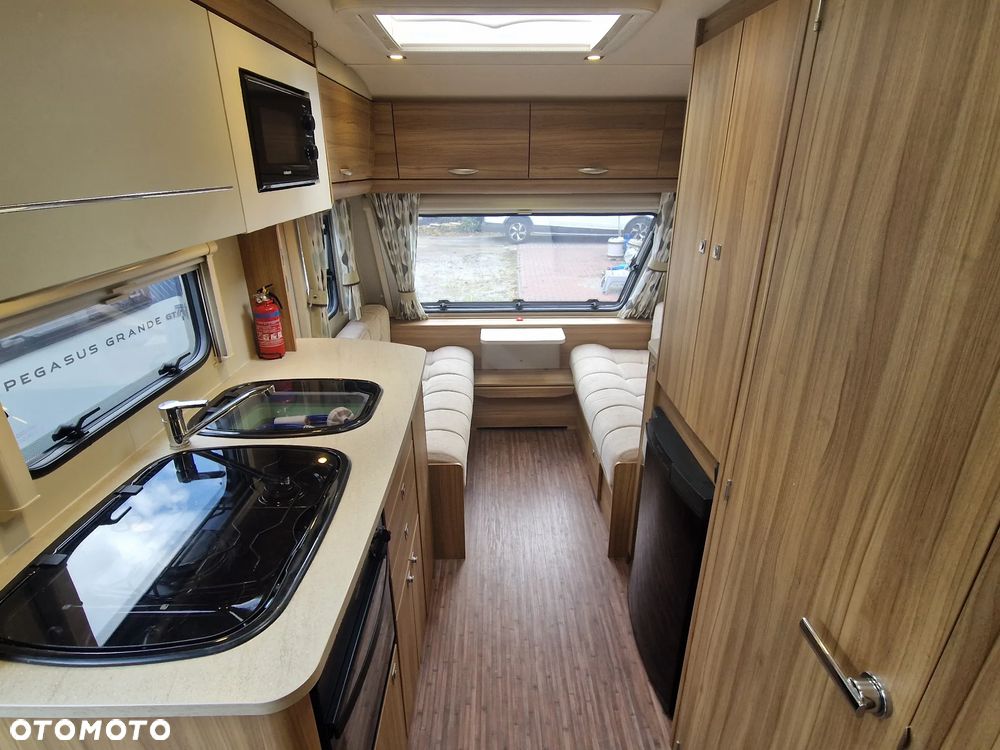 Elddis Xplore - 19