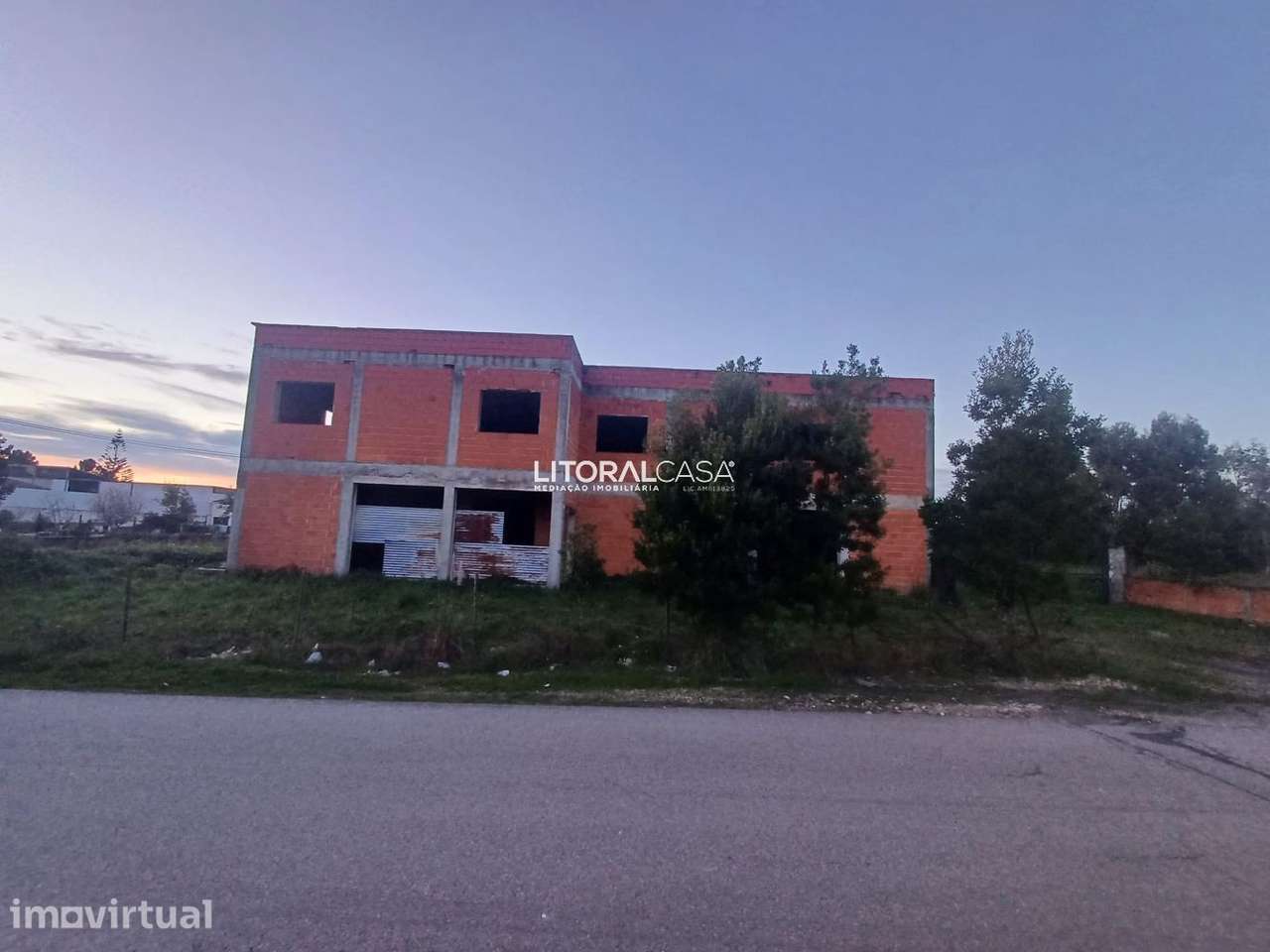 Terreno com projeto aprovado - Grande imagem: 5/8