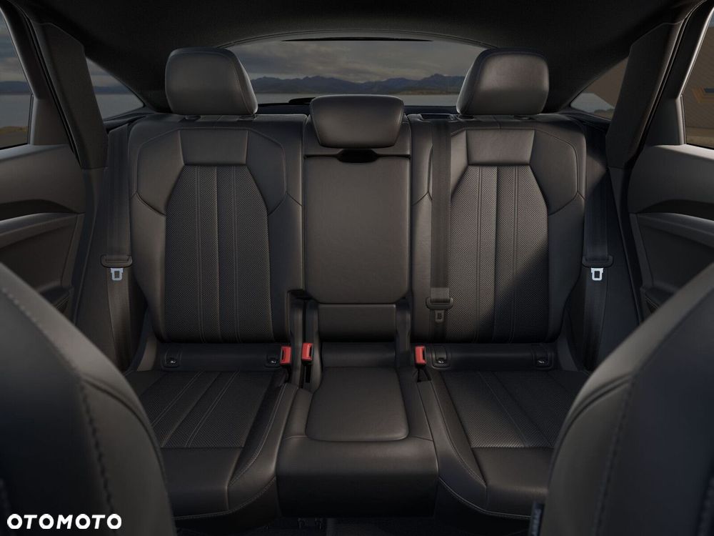 Audi Q5 Sportback - 8