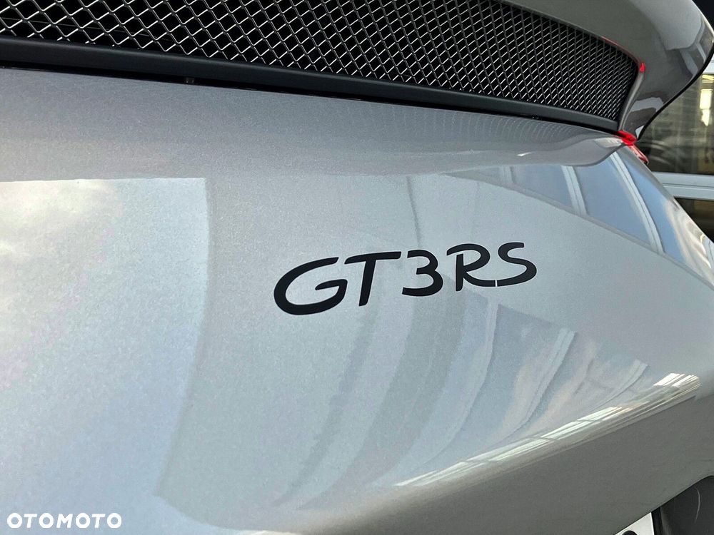 Porsche 911 - 33