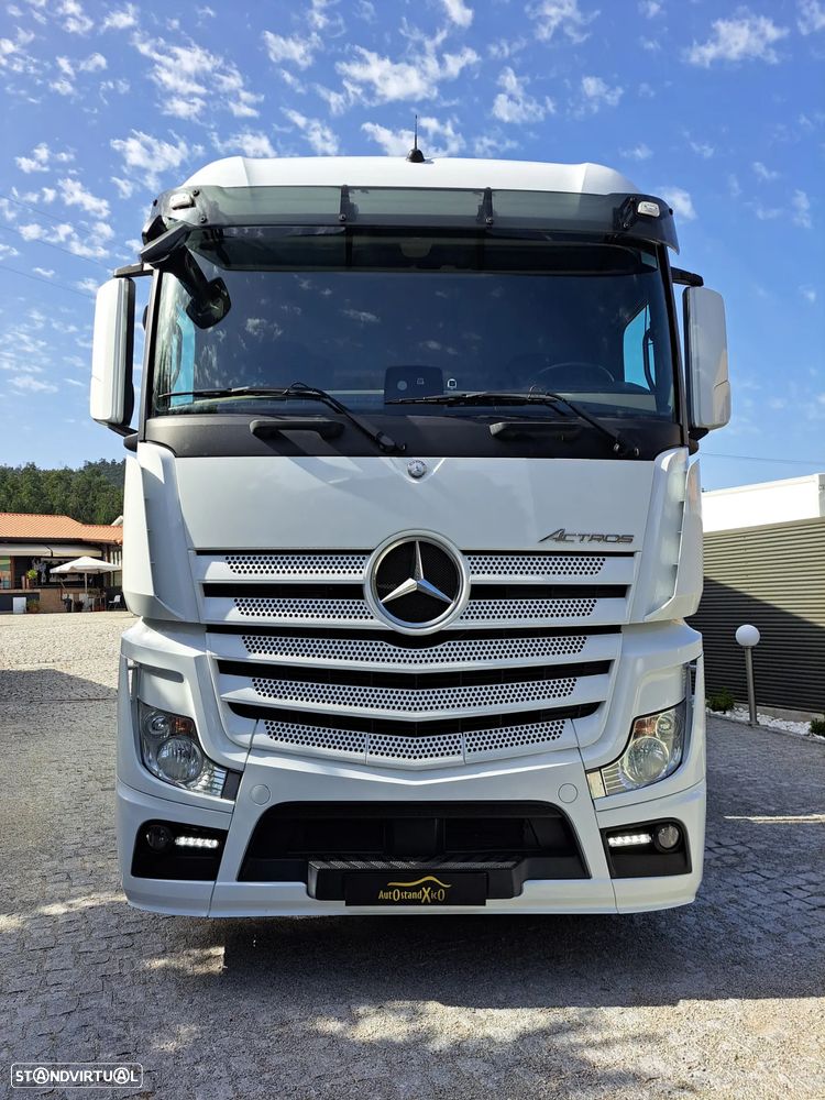 Mercedes Benz Actros 1840 Bluetec 6 18TN c/ Plataforma - 21