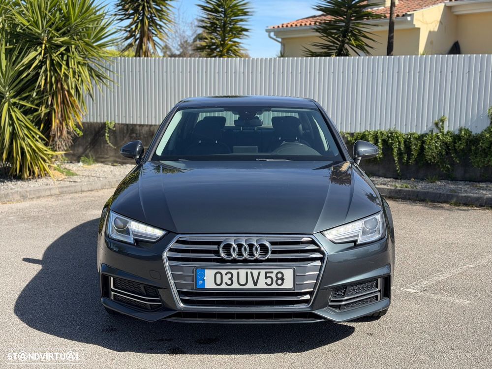 Audi A4 2.0 TDI S-line - 2