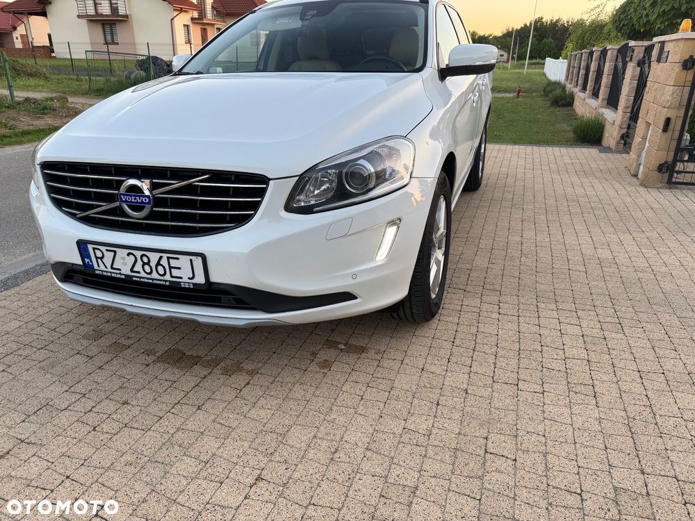 Volvo XC 60 D4 Drive-E Summum - 3