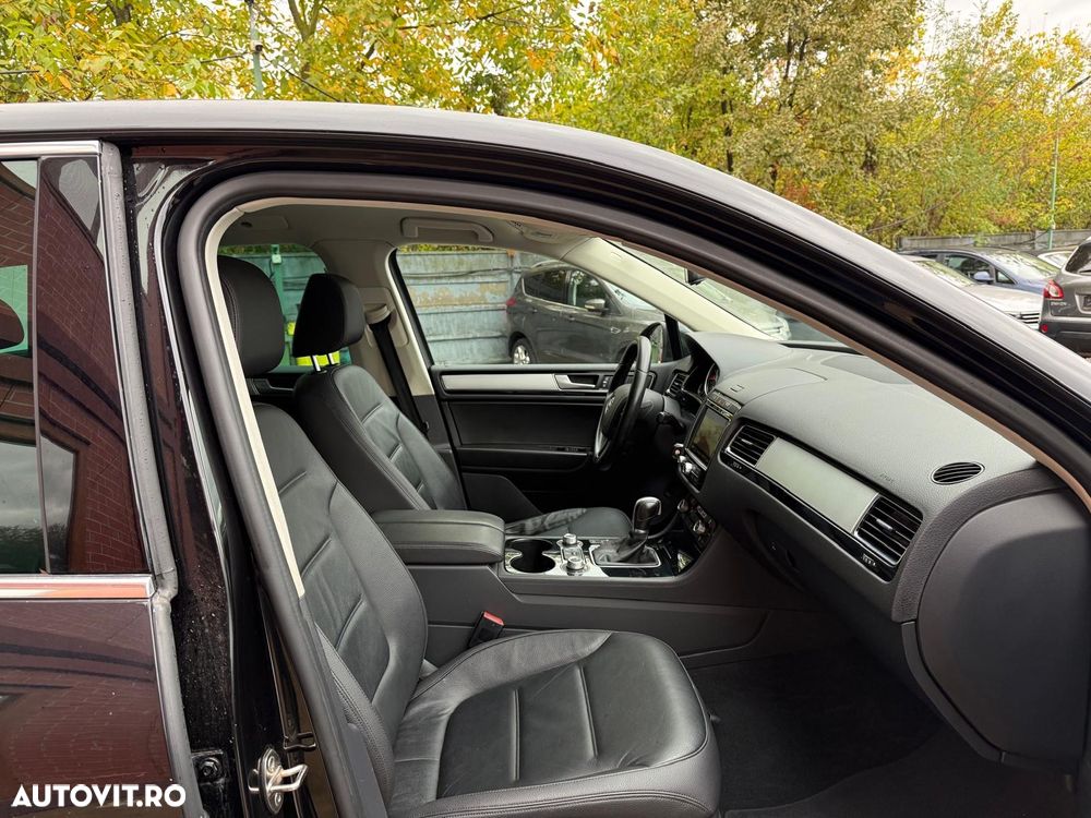 Volkswagen Touareg - 15