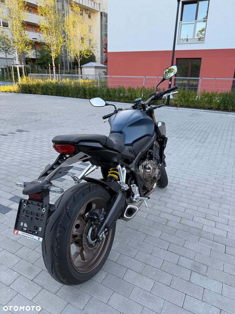 Honda CB - 9