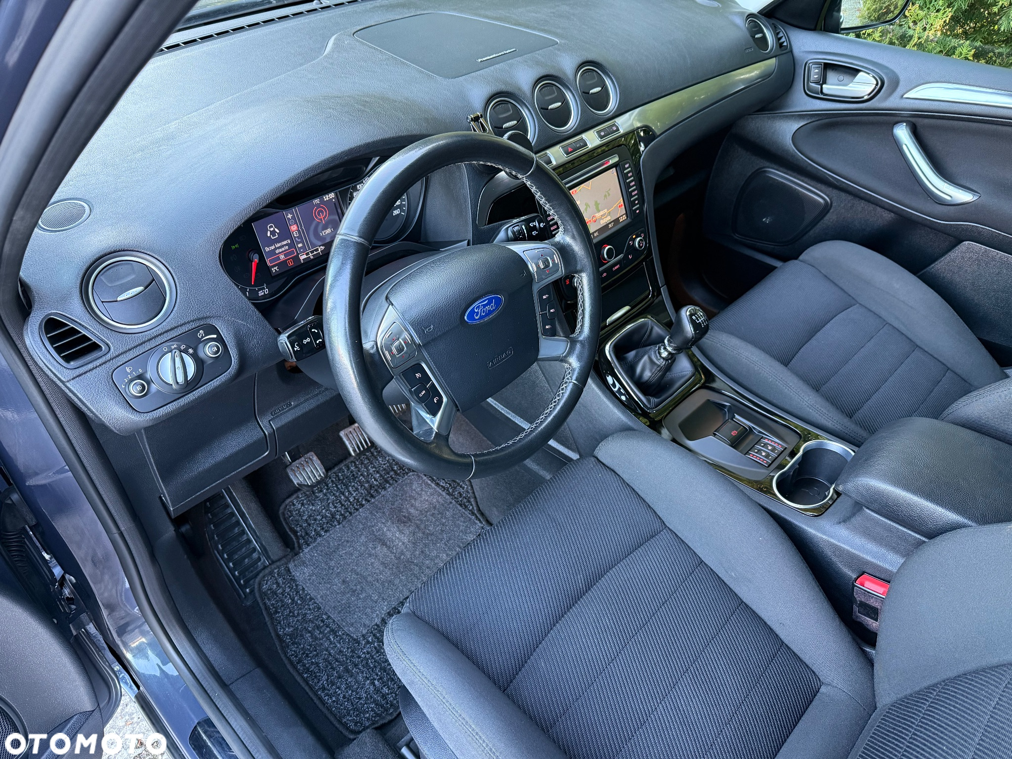 Ford S-Max - 9