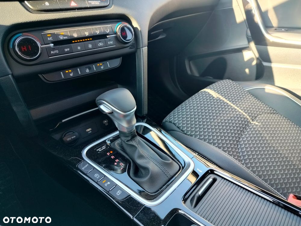 Kia Ceed 1.5 T-GDI Tribute DCT - 14