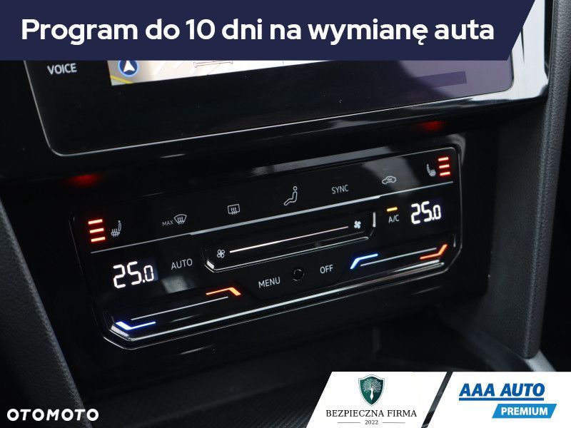 Volkswagen Passat Variant - 20