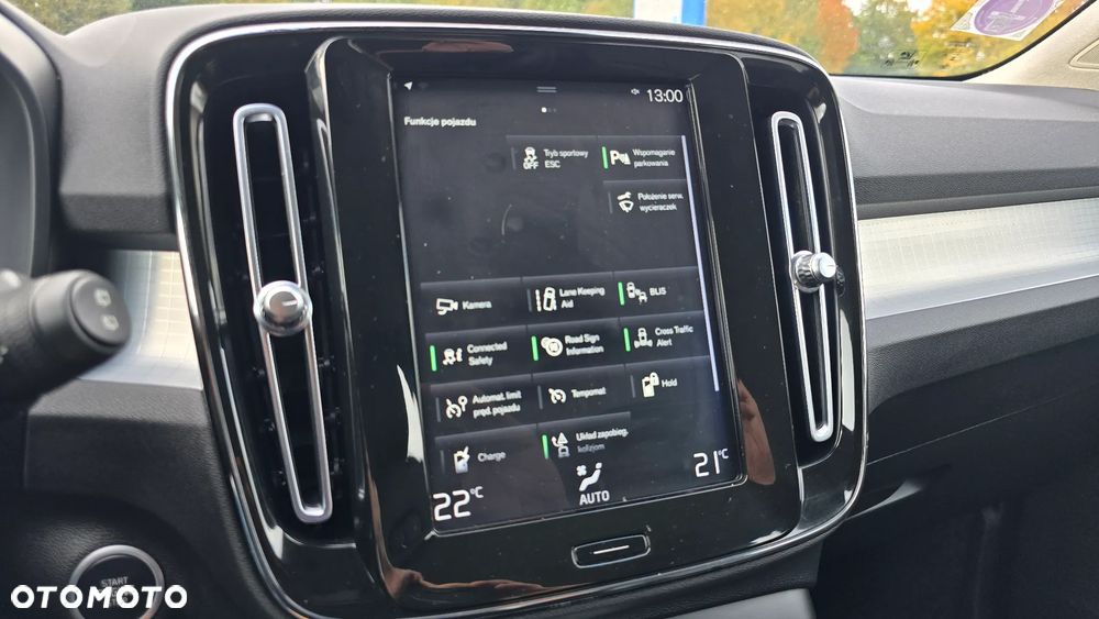 Volvo XC 40 T5 Plug-In Hybrid Momentum Pro - 23