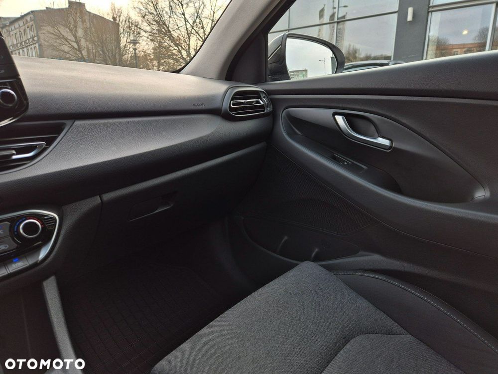 Hyundai i30 1.5 T-GDI 48V Smart DCT - 30