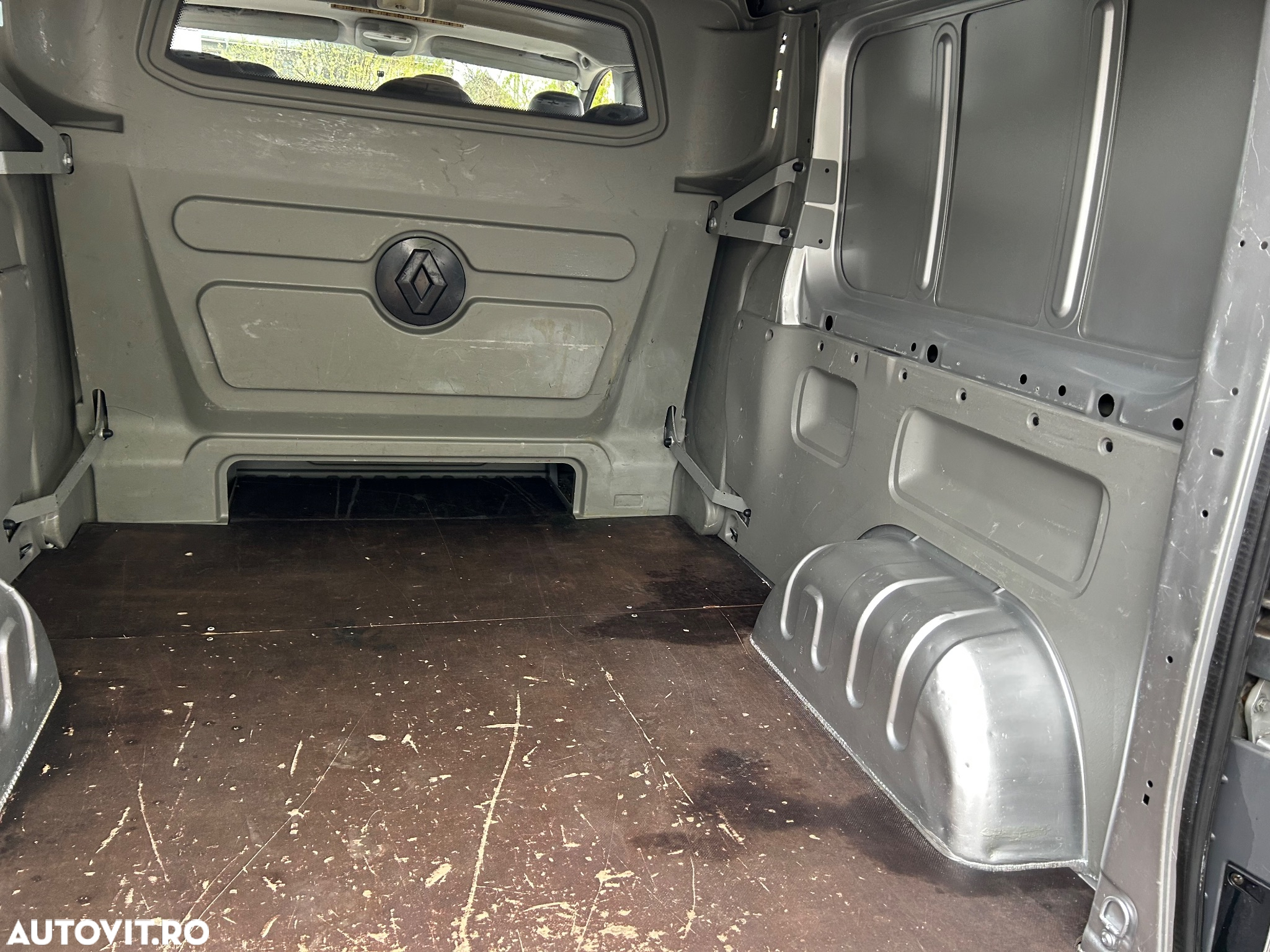 Renault Trafic 2.0 dCi 115 FAP L2H1 Komfort - 25