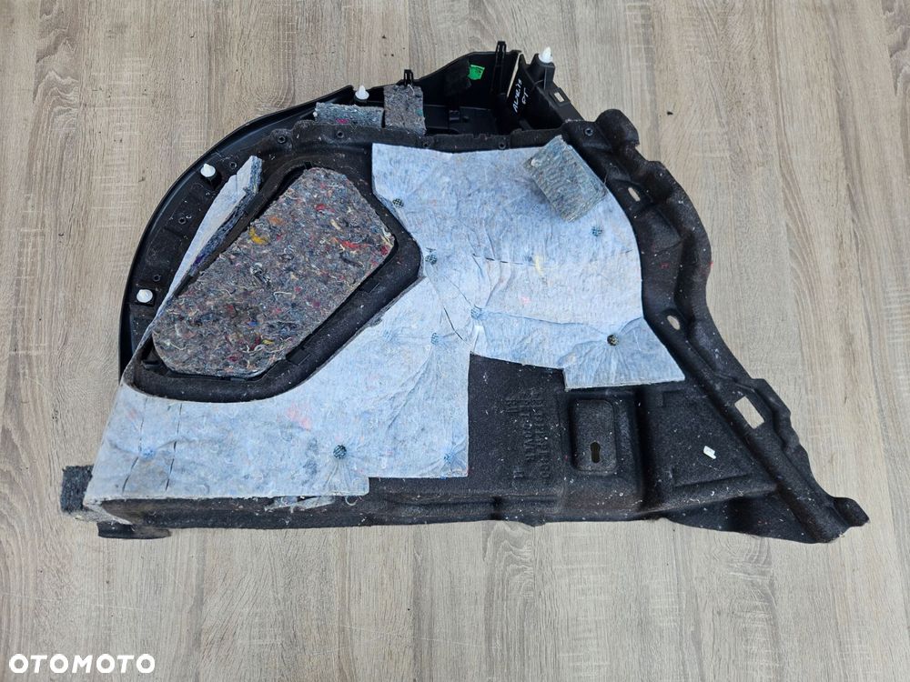 toyota auris 07-12 boczek prawy bagażnika - 3