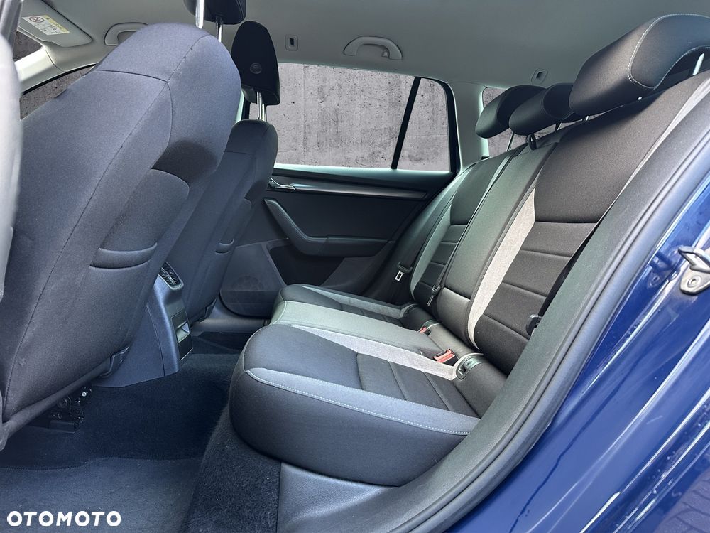 Skoda Octavia 1.6 TDI (Green tec) Joy - 23