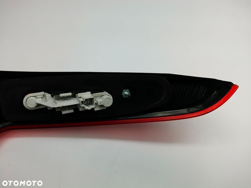 LAMPA LEWY TYŁ LEWA TYLNA VOLVO V50 KOMBI - 6