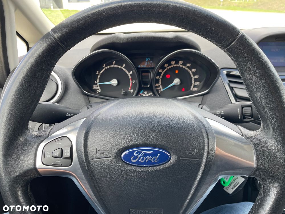 Ford Fiesta 1.0 EcoBoost Titanium - 23