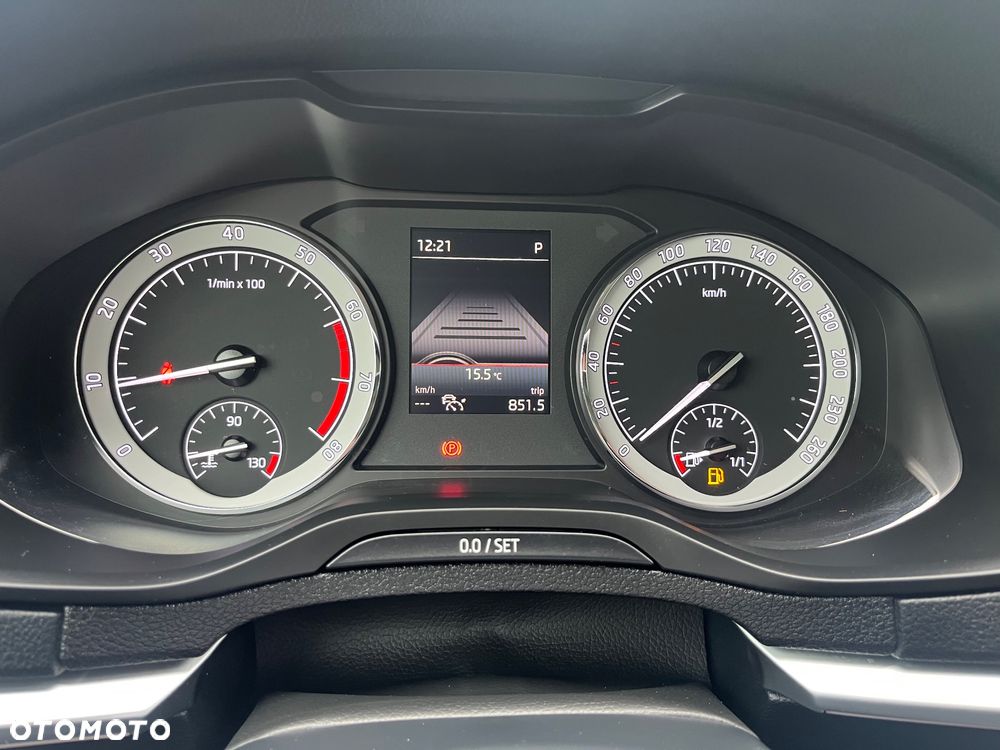Skoda Karoq 1.5 TSI ACT Style DSG - 23