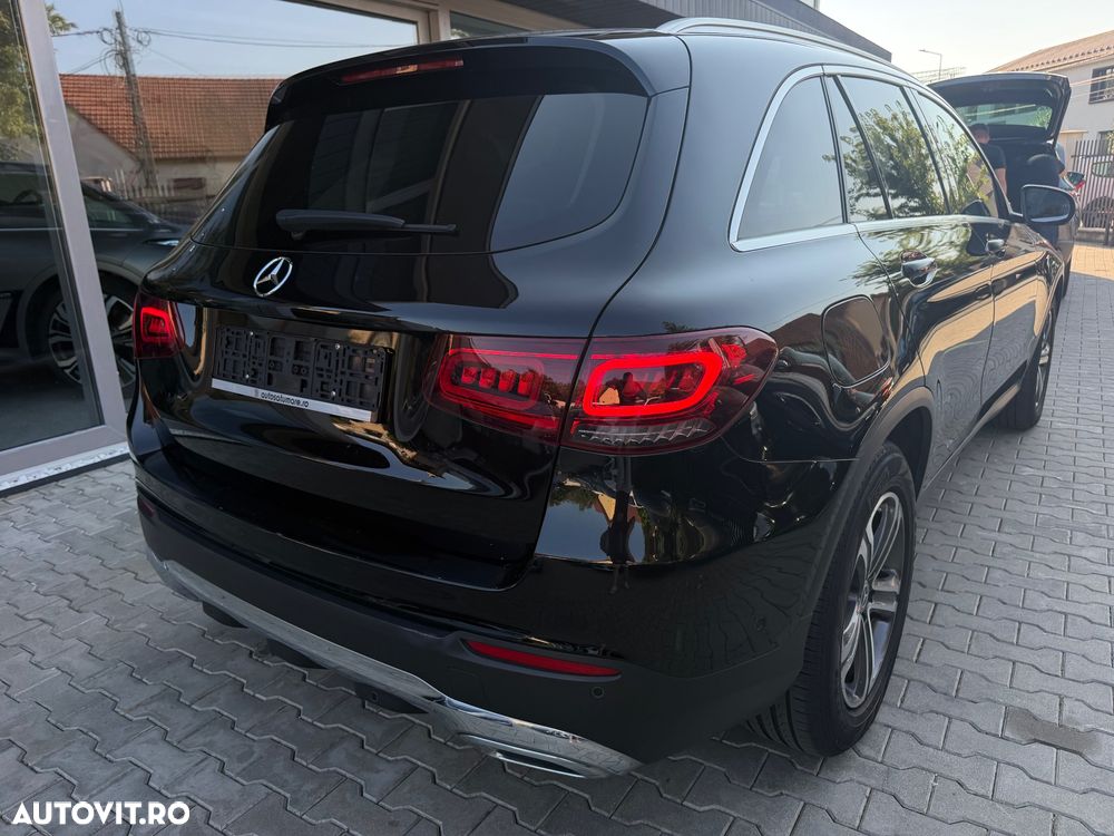 Mercedes-Benz GLC 200 4MATIC 9G-TRONIC - 9