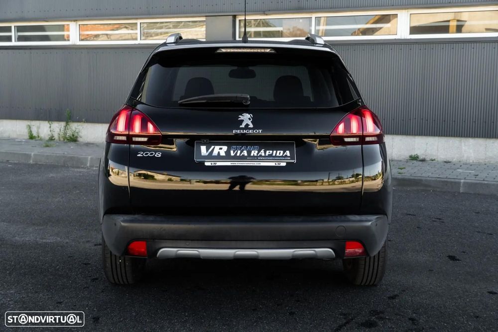 Peugeot 2008 1.2 PureTech Allure - 6