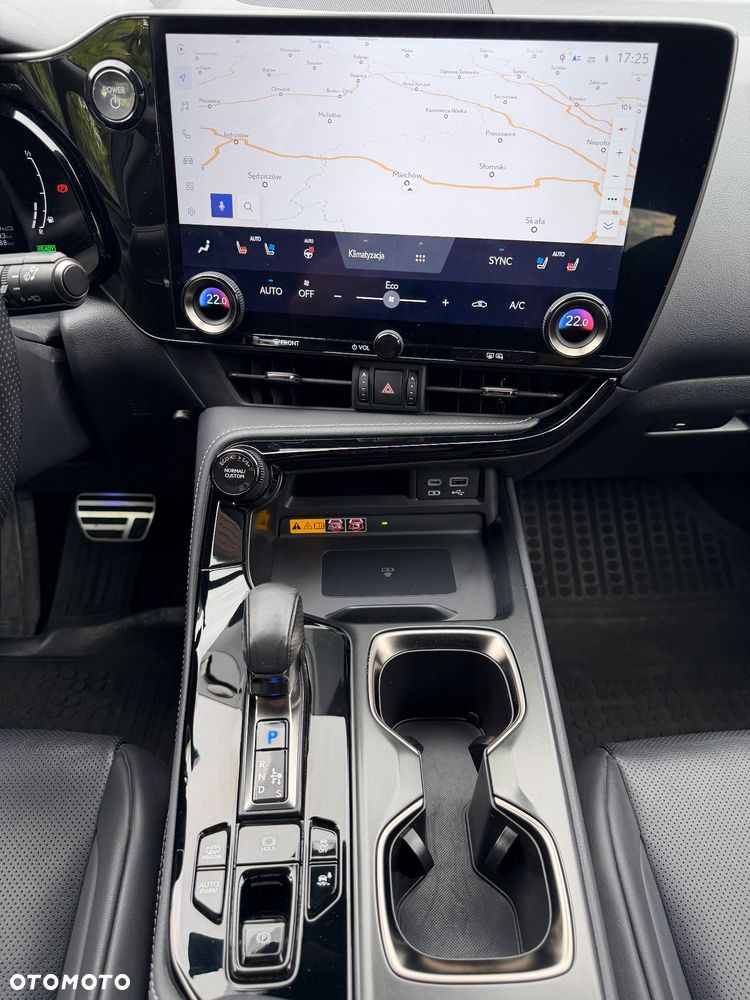 Lexus NX 450h+ F Sport AWD - 31