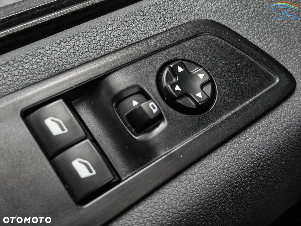 Citroën Jumpy III 2.0 BlueHDi 122KM Zabudowa Do Przewozu Zwierząt - 29