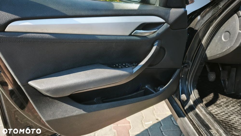 BMW X1 sDrive18d - 15