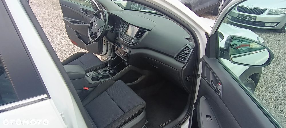 Hyundai Tucson 1.7 CRDI BlueDrive Premium 2WD DCT - 32