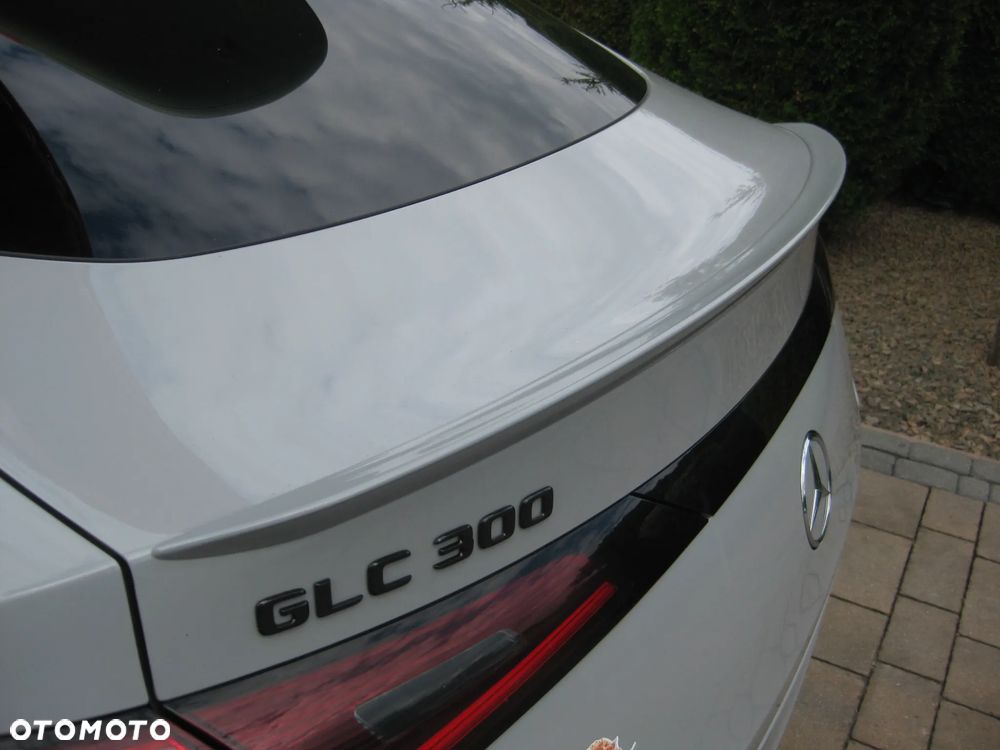 Mercedes-Benz GLC 300 4Matic 9G-TRONIC Edition AMG Line - 8