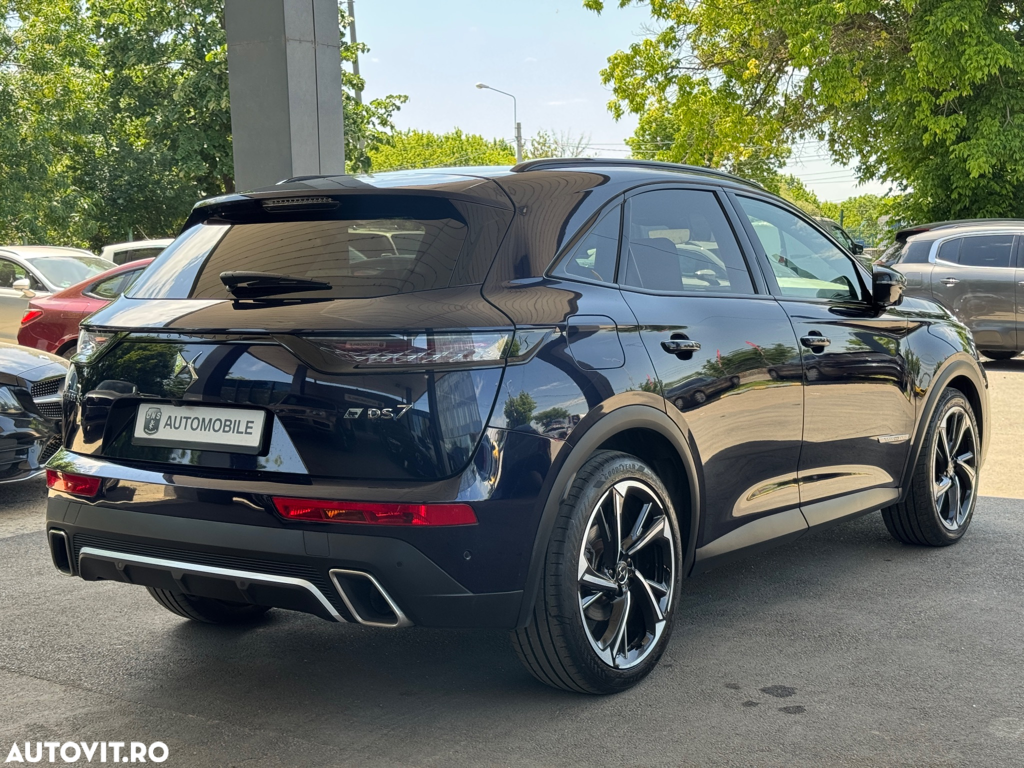 DS Automobiles DS 7 Crossback DS7 1.6 PHeV AWD 300 EAT8 PERFORMANCE LINE + - 7