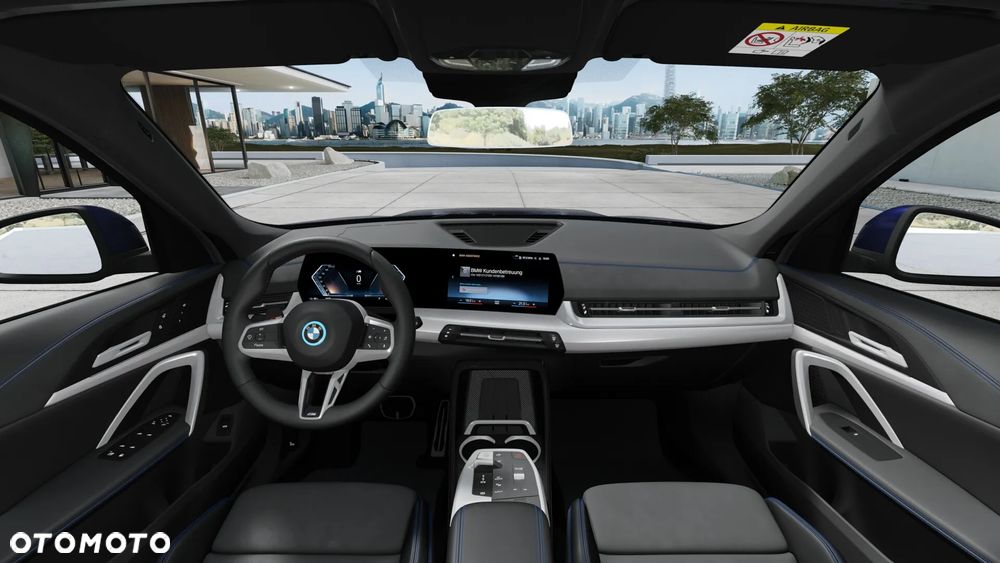 BMW iX1 - 5