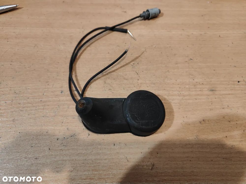 Antena radia i nawigacji Volkswagen Passat B5 1J0035507 - 3