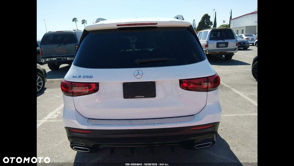 Mercedes-Benz GLB 250 4Matic 8G-DCT AMG Line - 9