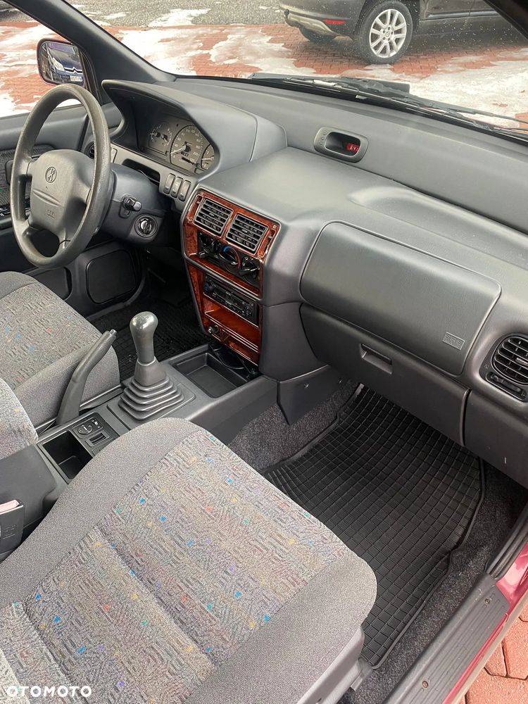 Hyundai Santamo 2.0 - 11