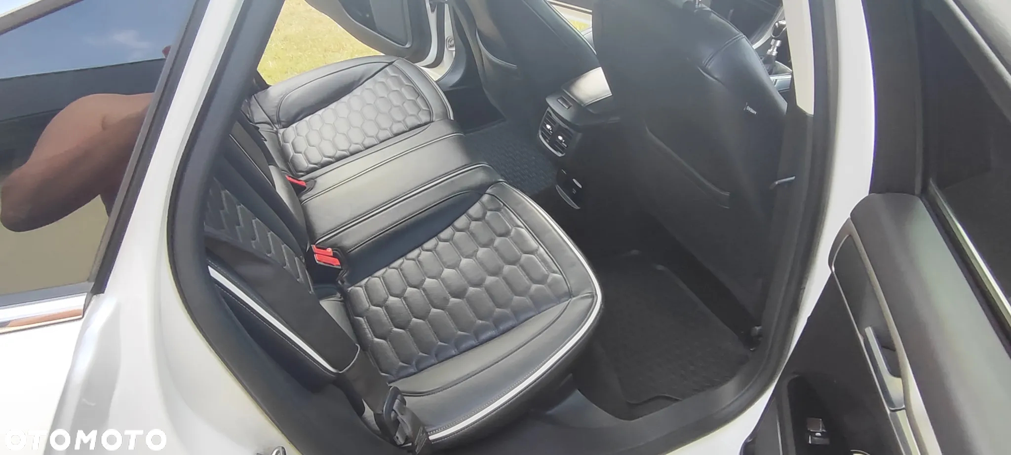 Ford Mondeo Vignale 2.0 TDCi - 30
