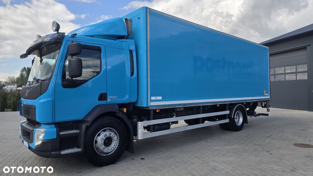 Volvo FL 250 Euro 6 18 palet zabudowa SCHMITZ kontener kurierka full air super stan! do końca ASO! świeży import! - 7