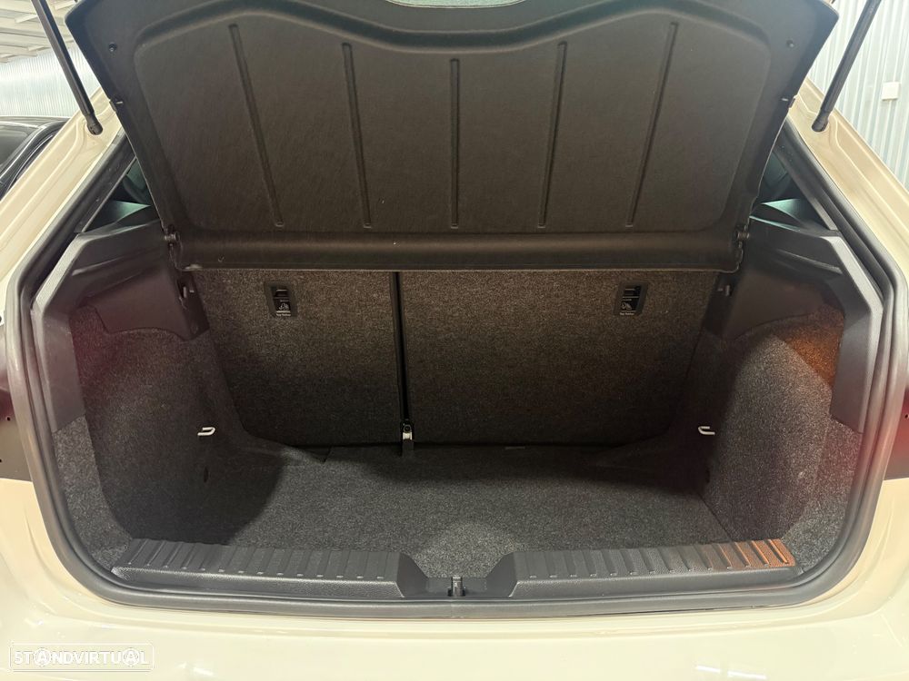 SEAT Ibiza 1.0 TSI FR - 29