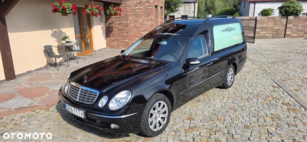 Mercedes-Benz Klasa E - 9