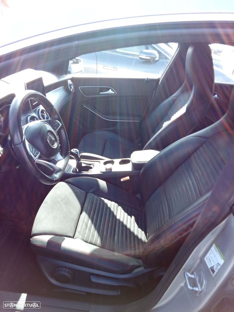 Mercedes-Benz CLA 180 d Shooting Brake AMG Line - 7