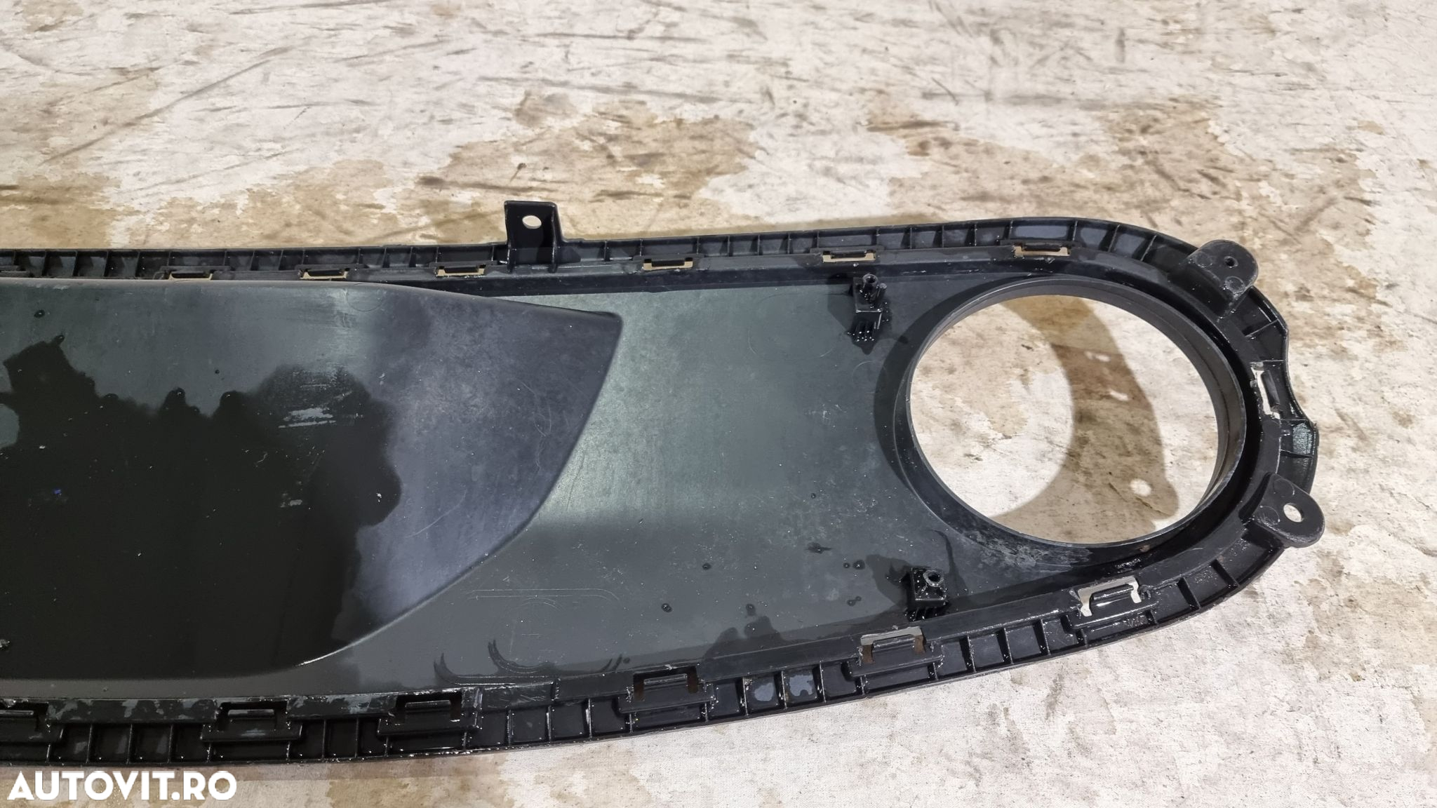 Bandou / grila bara spate, Hyundai I10, 2017, 2018, 2019, 2020, cod origine OE 86683-B9500 - 4