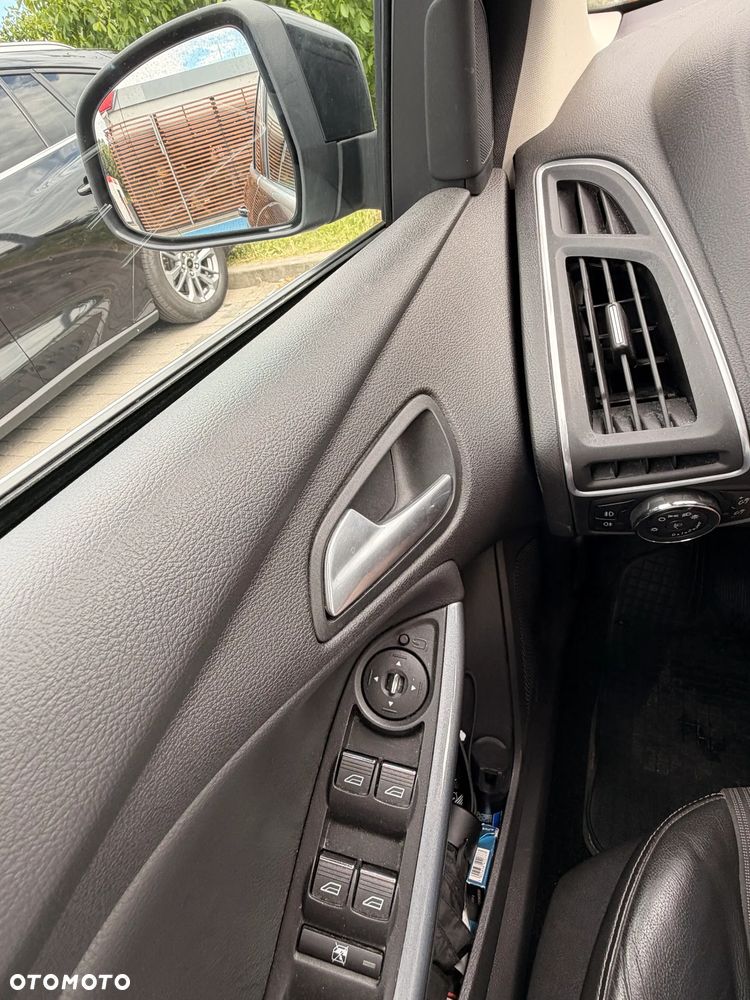 Ford Focus 1.6 EcoBoost Start-Stopp-System Titanium - 31