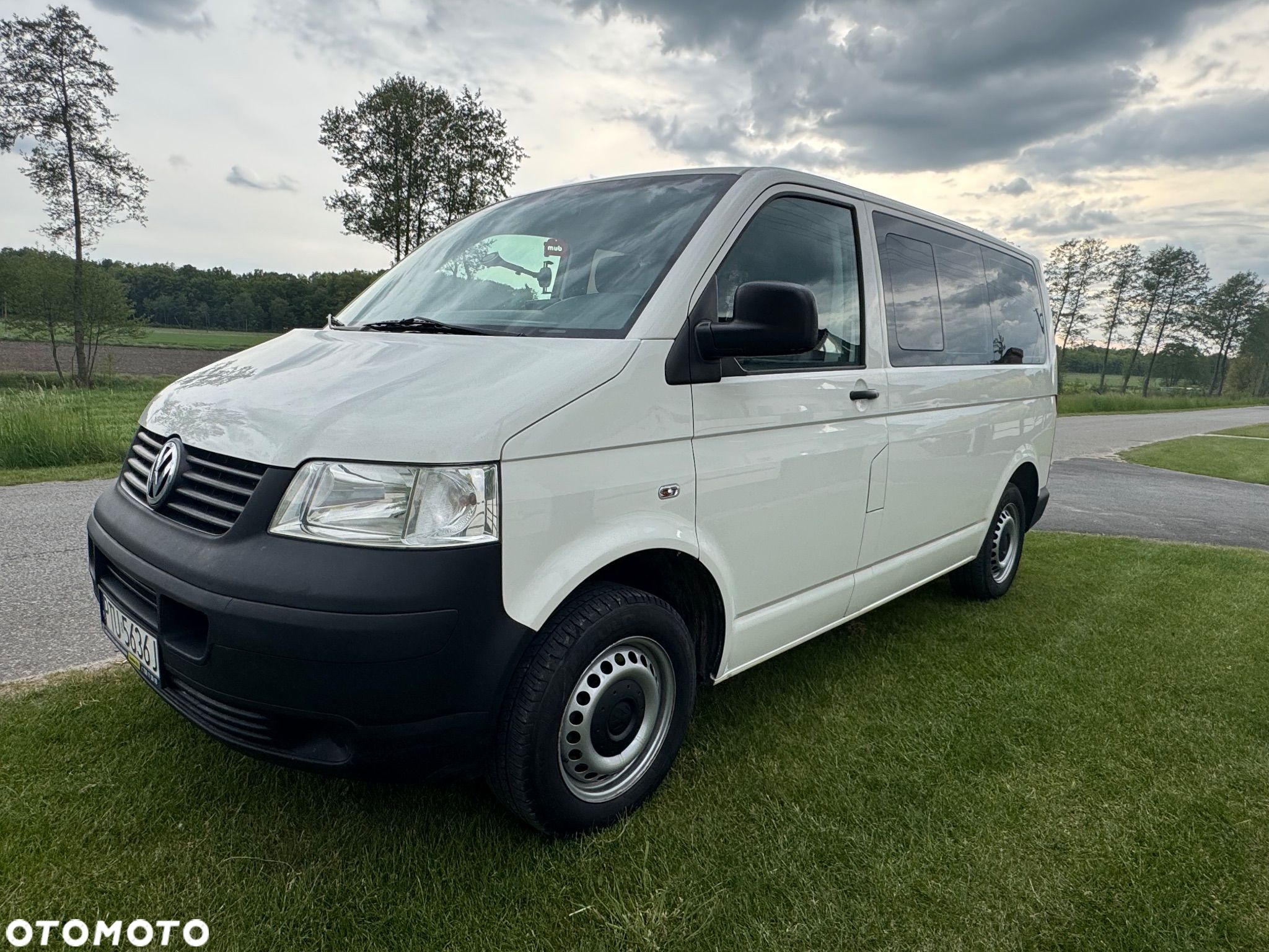 Volkswagen Transporter T5 TDI L2 - 1