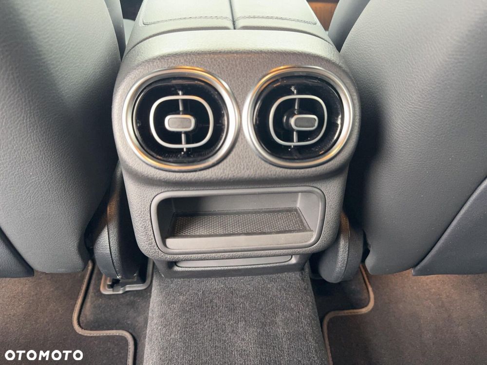 Mercedes-Benz GLC - 19