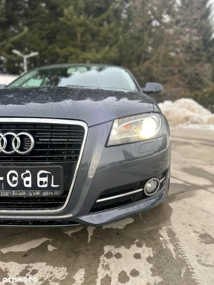 Audi A3 Sportback 2.0 TDI DPF Ambiente - 13