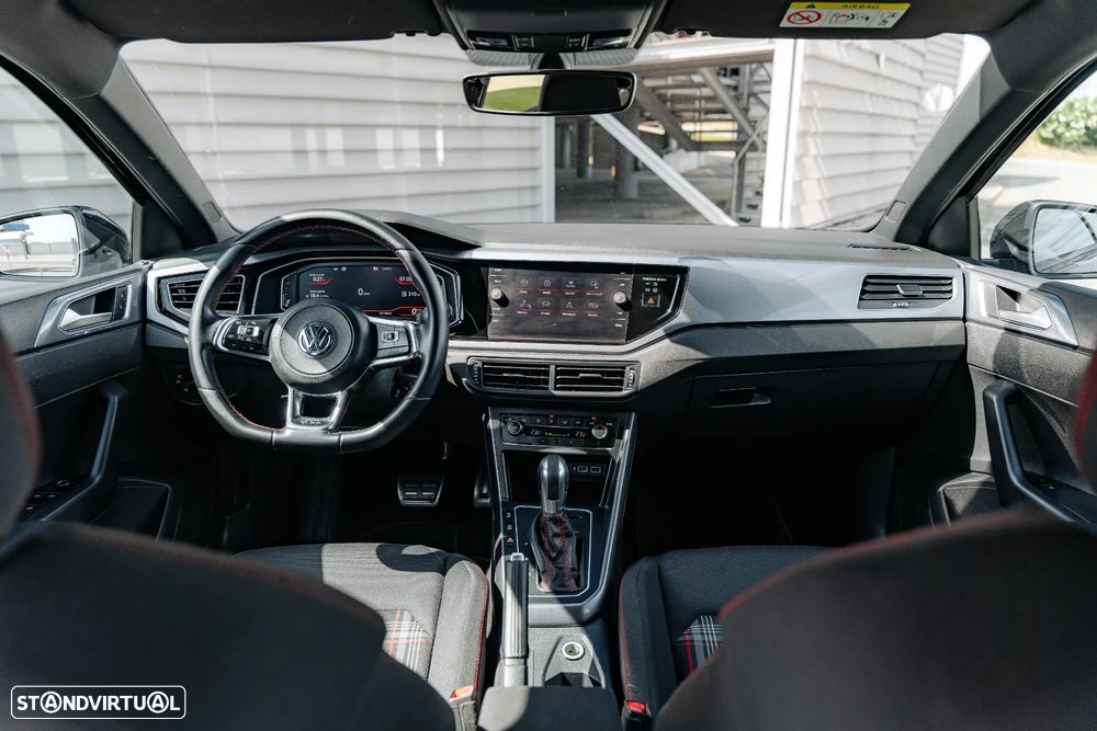 VW Polo 2.0 TSI GTI DSG - 17