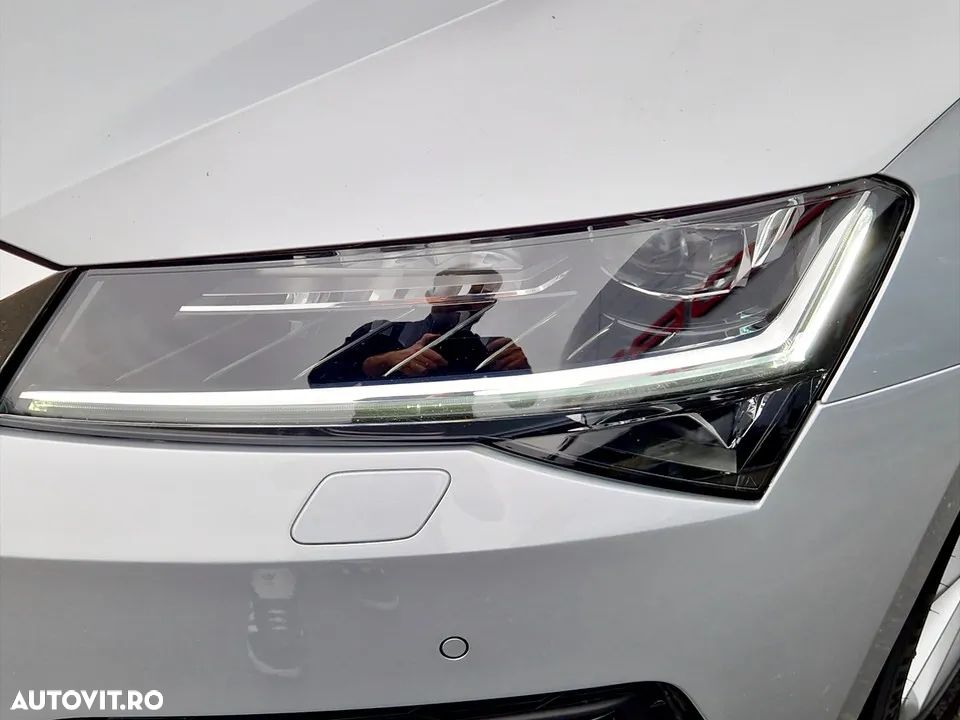 Skoda Superb 1.5 TSI DSG Ambition - 9