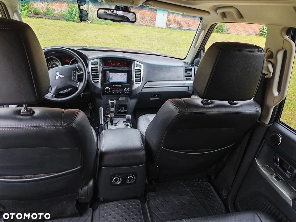 Mitsubishi Pajero 3.2 DID Instyle EU6 - 7