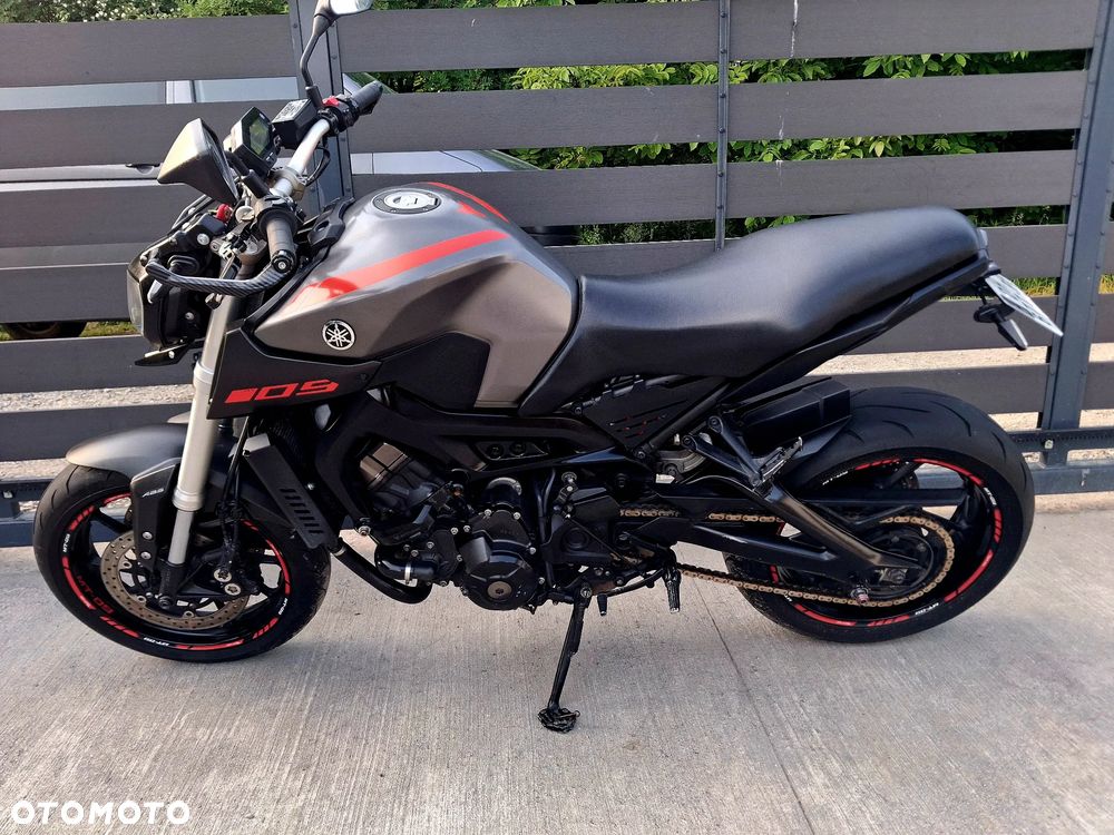 Yamaha MT - 3