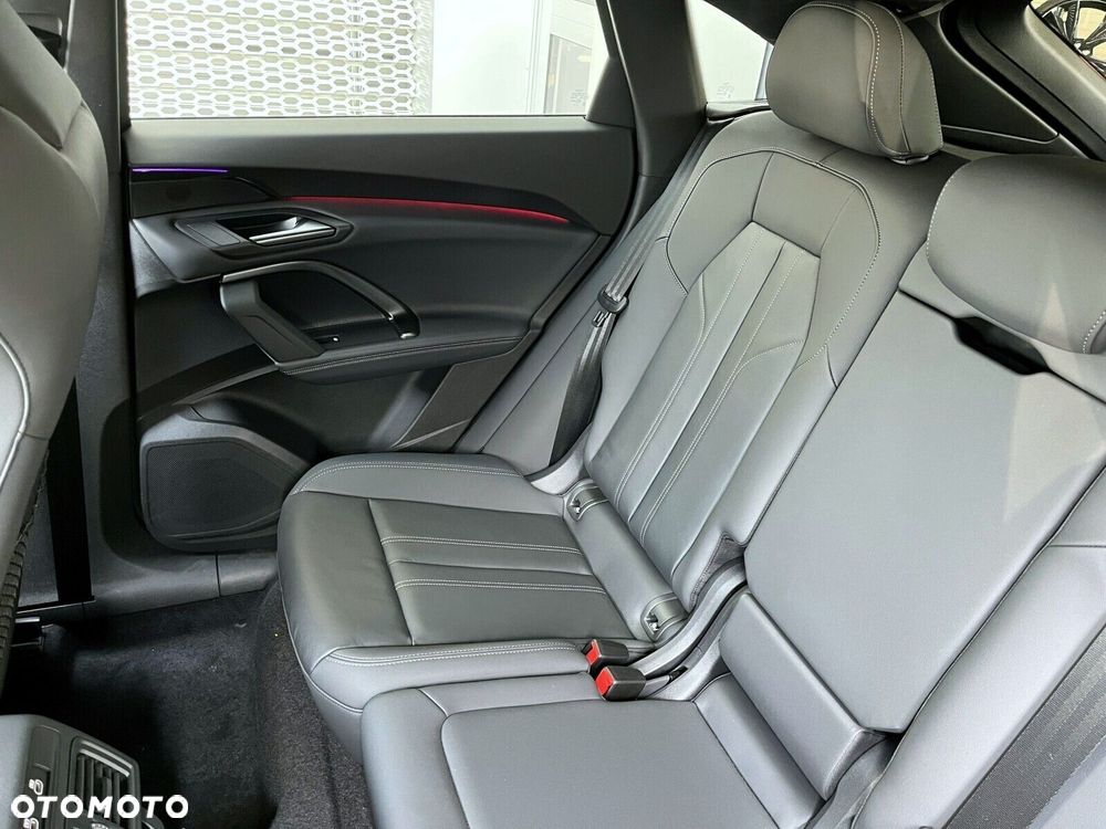 Audi Q5 Sportback - 29