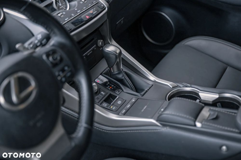 Lexus NX 300 Elegance 2WD - 10