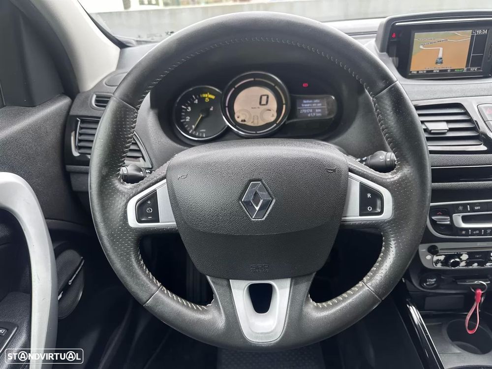 Renault Mégane 1.5 dCi Bose Edition - 29